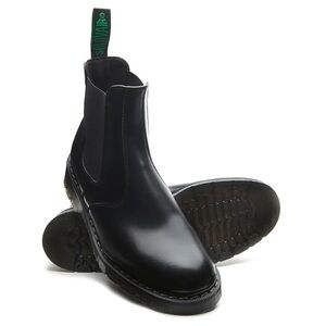 Solovair shiny black boot - size US 4.5men /5.5 women